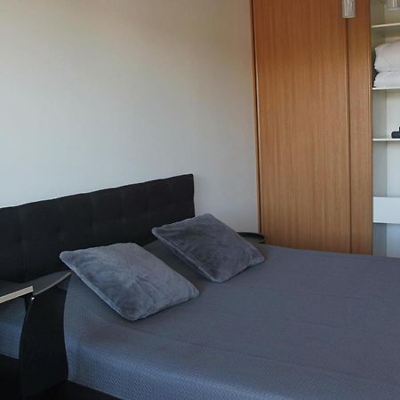 New Modern 4-Room Apartment With Big Balcony And Undeground Parking In Center Of タリン エクステリア 写真