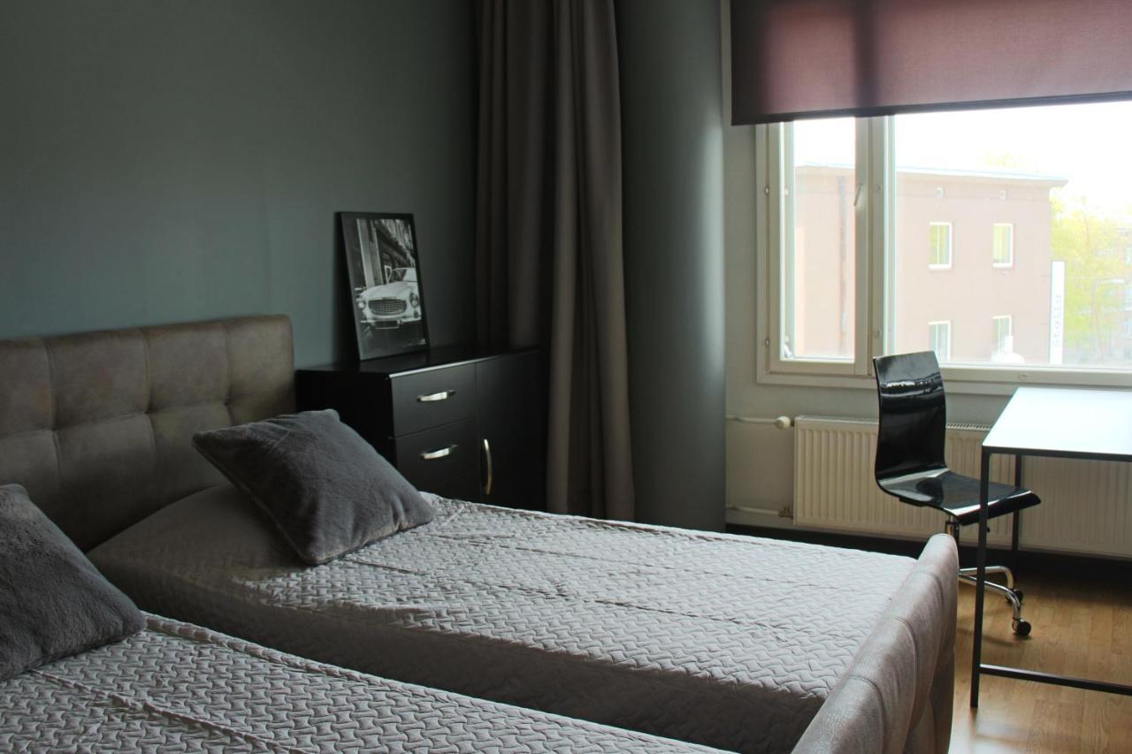 New Modern 4-Room Apartment With Big Balcony And Undeground Parking In Center Of タリン エクステリア 写真