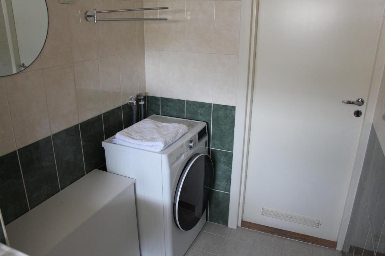 New Modern 4-Room Apartment With Big Balcony And Undeground Parking In Center Of タリン エクステリア 写真